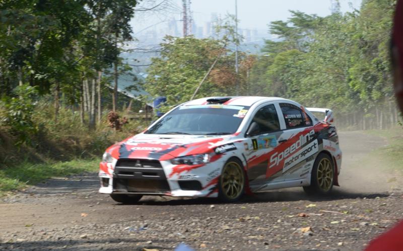 Rizal Sungkar geber Mitsubishi Evo X di kejurnas King of Kings Sprint Rally 2018