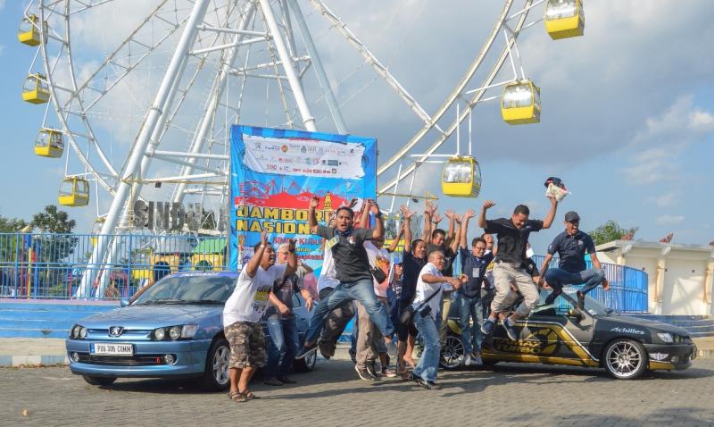 Jalan-jalan Bareng bersamaan dengan Jamboree Nasional Peugeot 2018 di Yogyakarta. (foto: Ghany) 
