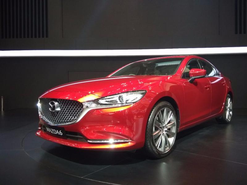 Mazda terus mengembangkan teknologi mesin berteknologi yang efisien. (foto: anto) 