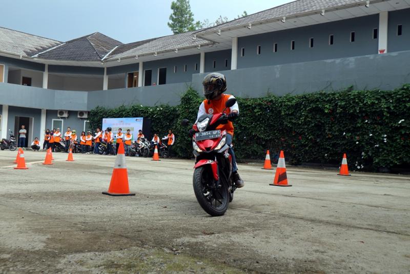 Kegiatan Road Safety Riding Campaign 2018 di MPM Rent Training Center, Ciawi, Kabupaten Bogor