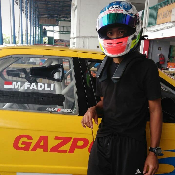 M Fadli, dari balap motor ke balap mobil. (foto : mobilinanews)