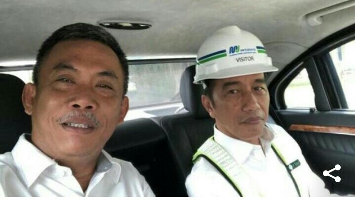 Ketua DPRD DKI diajak semobil Presiden Jokowi usai nyoba MRT. (foto : ist)