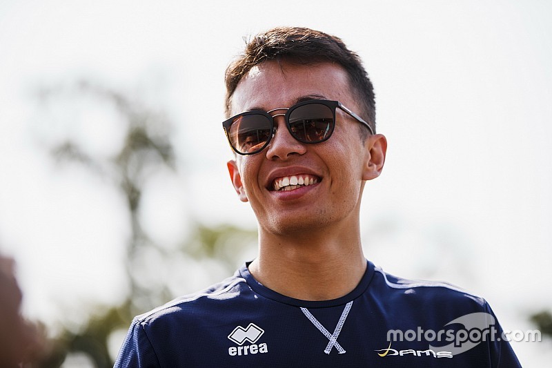 Alexander Albon, pemuda blasteran Inggris - Thailand resmi jadi pembalap F1 tim Toro Rosso (ist)