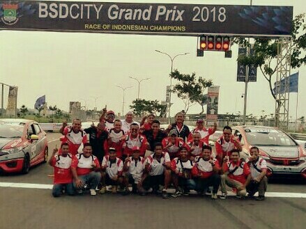 Kuartet Pembalap Banteng Jagonya Ayam Motorsport Penuhi Target Podium di BSD City
