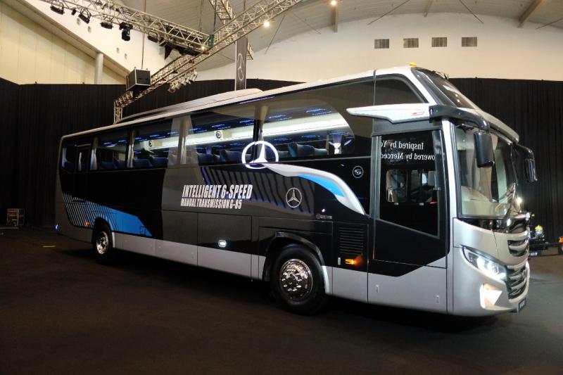 Bus baru Mercedes-Benz dilengkapi sejumlah fitur premium. (foto: DCVI) 