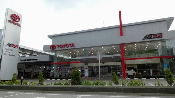 Auto2000 mendominasi penjualan mobil baru Toyota. (foto: ist) 