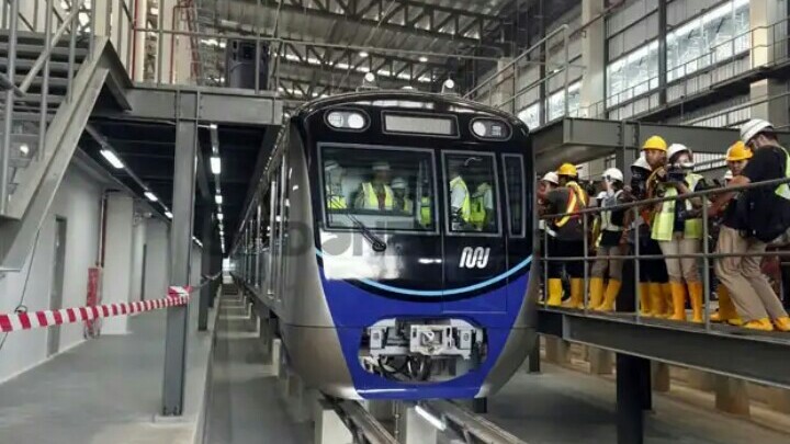MRT Jakarta akan diujicoba penuh mulai 27 Februari 2019. (foto : ist)