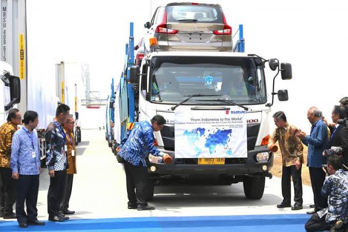 Vietnam dan Pakistan Jadi Prestasi Ekspor Mobil Suzuki Produksi Indonesia