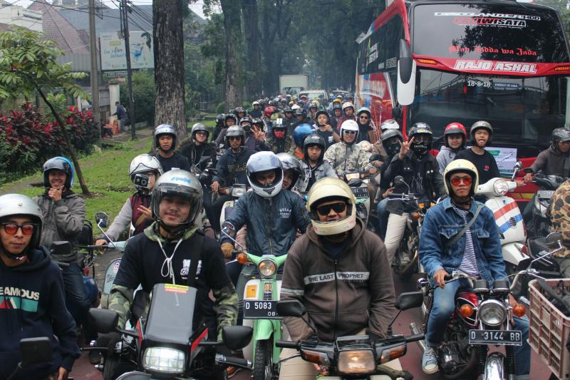 Ride to vote 100 persen Indonesia Nyolos sosialiasi Pilpres 17 April 2019.
