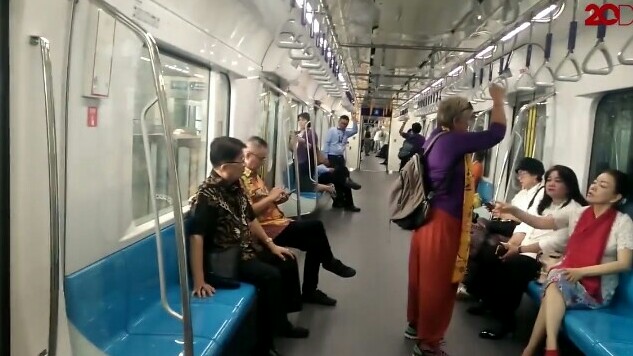 Suasana uji coba gratis MRT Jakarta yang dimulai Selasa (12/3/2019) kemarin. (foto : ist)