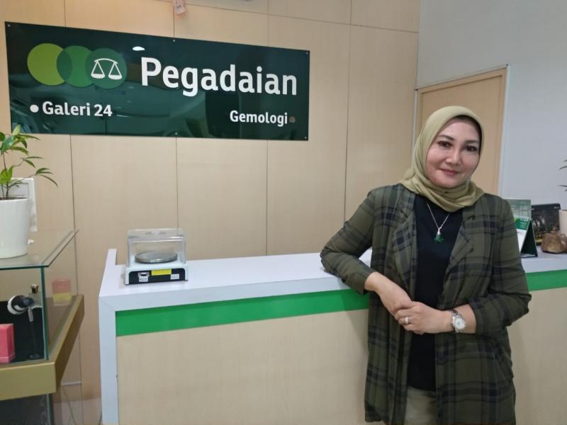 Amalia Komalasari, Kepala Cabang Pegadaian Kebayoran Baru, Jakarta Selatan