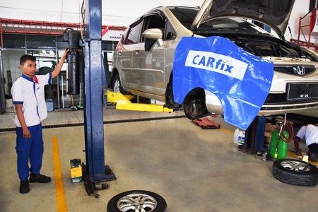 CARfix adalah bengkel modern yang melayani semua merek mobil, akan segera hadir untuk pecinta otomotif di Jakarta dan Depok.