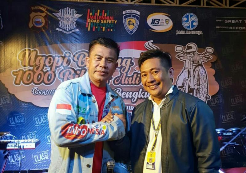 Kapolda Bengkulu bersama Ketua IMI Bengkulu, kampanye anti hoaks. (foto : ist)