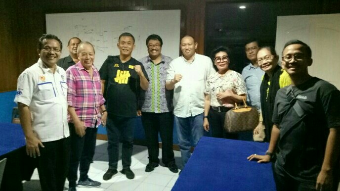Para tamu VIP di meeting room kantor IMI DKI Jl Cipete Raya, Jaksel. (foto : bs) 