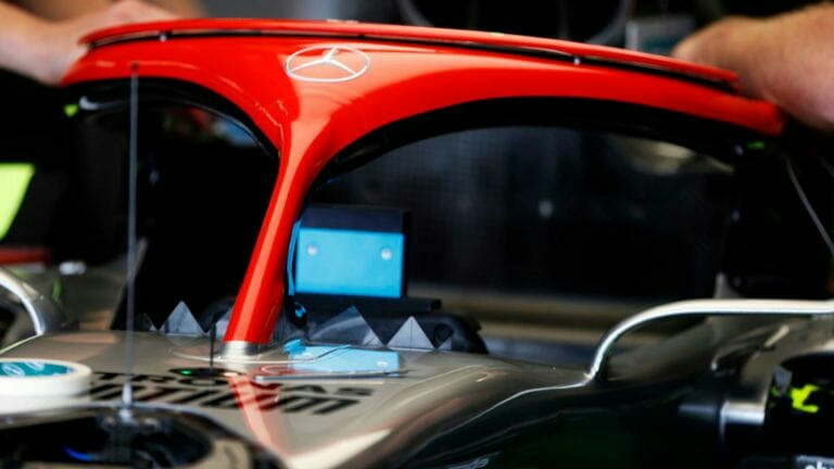 Merahnya The Prancing Horse di mobil F1 Ferrari penghormatan untuk almarhum Niki Lauda