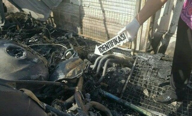 Tempat kejadian perkara belasan motor yang terbakar di sebuah garasi di Tabanan,  Bali