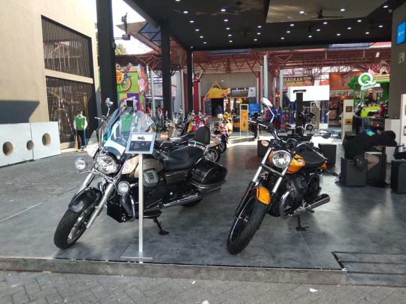 Di booth-nya ini Moto Guzzi menyediakan booking test ride dan penawaran program pembelian yang menarik. (anto).