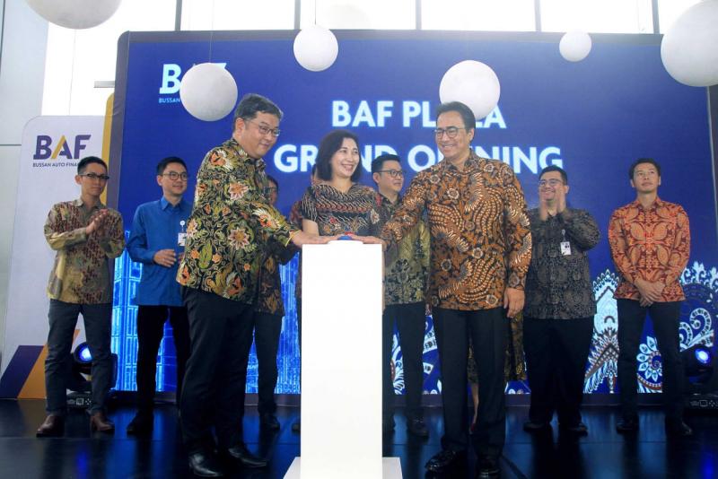 PT Bussan Auto Finance (BAF) meresmikan kantor pusat barunya yakni BAF Plaza di Jl. Raya Tanjung Barat No.121 Jagakarsa, Jakarta Selatan