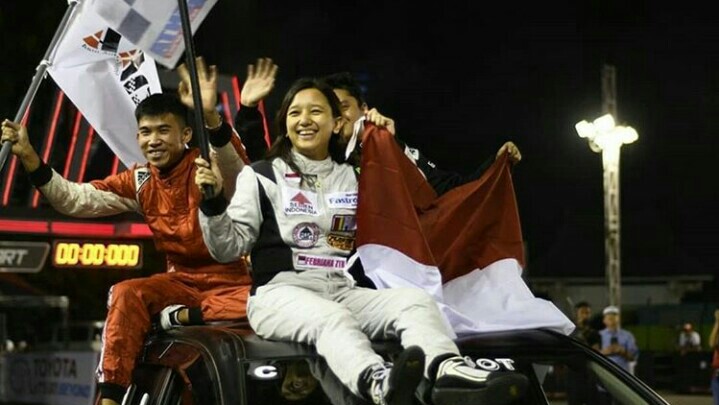 Bersama Septian dan Herdiko, lakukan victory lap di AAGC Mandala Krida Yogyakarta