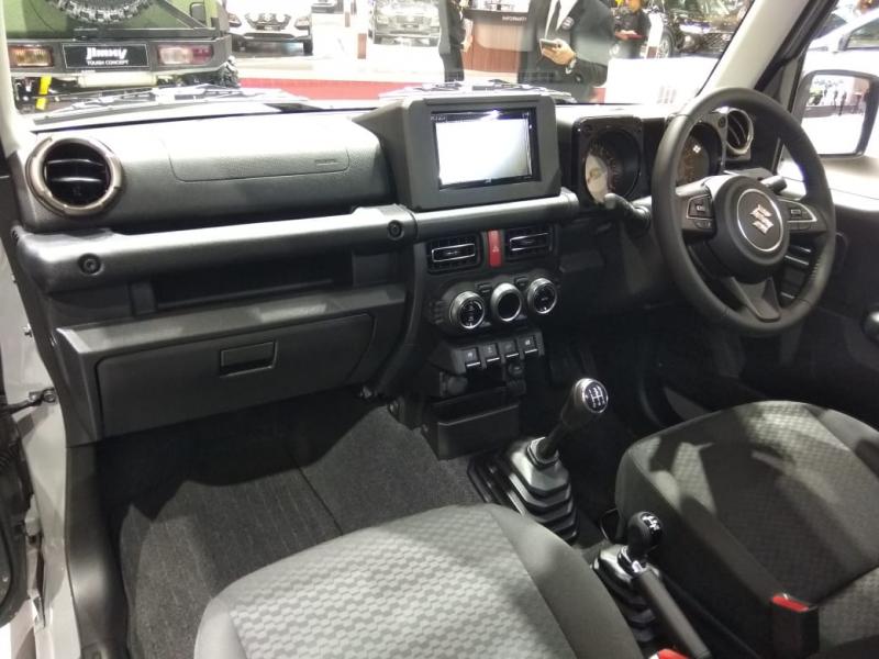 Suzuki Jimny Punya Interior dengan Visibilitas Tinggi
