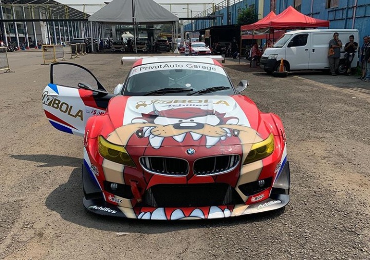 BMW Z4 Budiyanto Bakal Pakai Livery Baru di ISSOM Night Race 2019