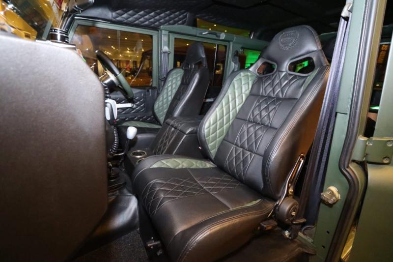 Interior Land Rover milik Dwi Jati, berbahan MBtech Camaro warna Black, Army Green jadi juara di IAM MBtech Bandung 2019