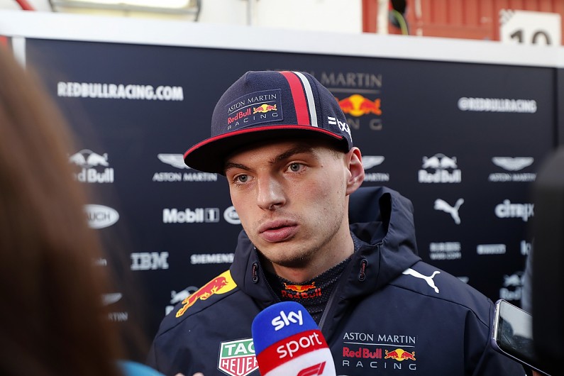 Max Verstappen (Red Bull) menjadi daya tarik sendiri di GP Rusia berkat pinalti 5 posisi. (Foto: autosport)