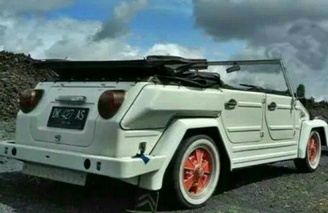 VW Safari pernah menjadi mobil dinas Pak Camat di seluruh Indonesia