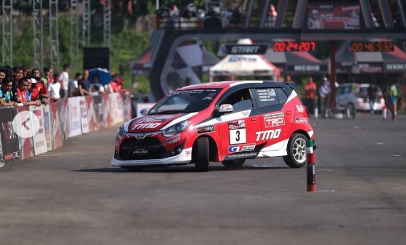 Peslalom Toyota Team Indonesia TRD dominasi MLDSpot Auto Gymkhana di Semarang. (foto : TTI TRD)