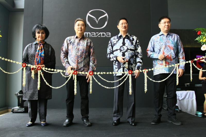Peresmian dealer Mazda Bintaro Jaya, terapkan konsep kekinian
