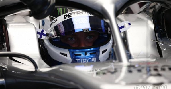 Valtteri Bottas (Mercedes), sementara memimpin sesi latihan GP Jepang. (Foto: crash)