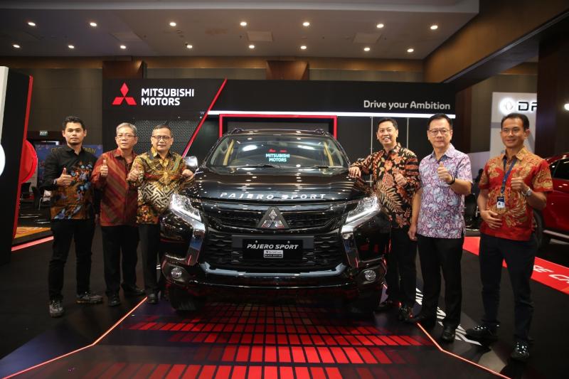 PT MMKSI hadirkan edisi ke-2 Mitsubishi Pajero Sport Rockford Fostgate Black Edition di GIIAS Medan 2019