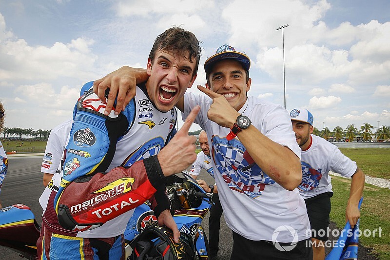 Alex dan Marc Marquez, persaudaraan tak berlaku dalam hal teknis.(Foto: motorsport)