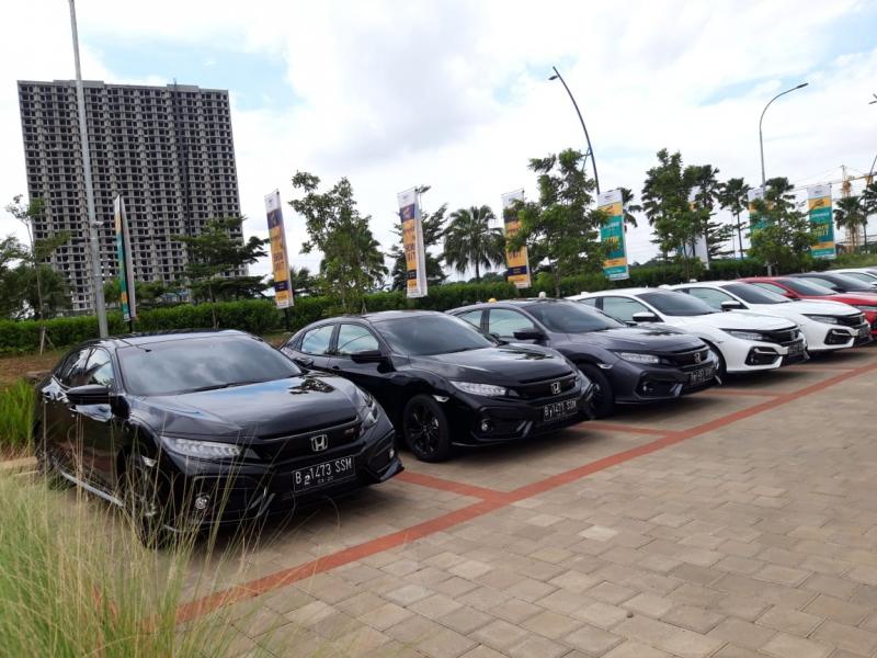 Honda Targetkan Penjualan Civic Hatchback RS 1.800 Unit Setahun