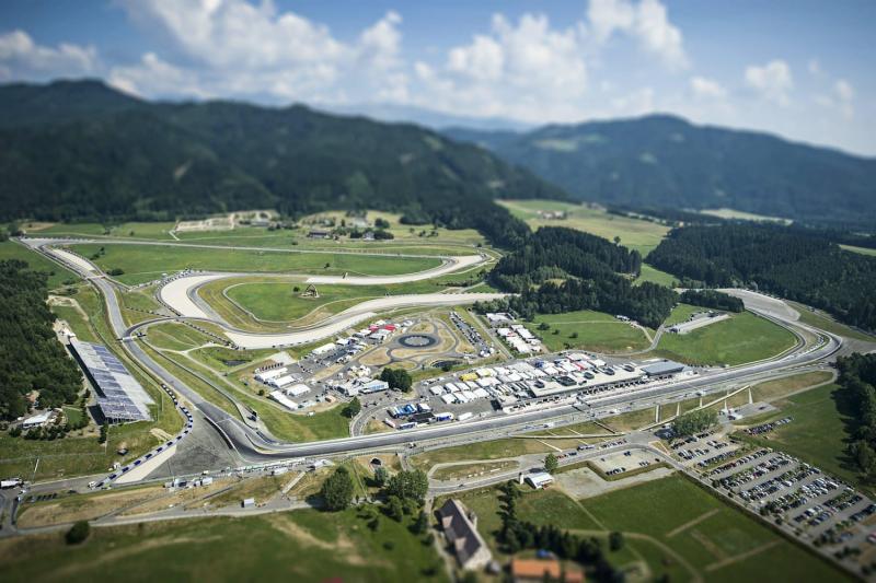 Sirkuit Red Bull Ring di Spielberg, Austria, bersiap untuk seri pembuka F1 2020. (Foto: Red Bull)