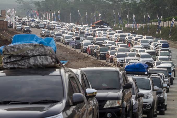 Bebas pajak kendaraan di wilayah provinsi Jawa Tengah saat pandemi guna mengurangi beban masyarakat. (foto : ist