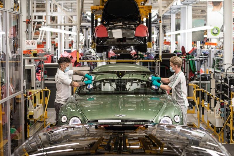 Terapkan Protokol Kesehatan Ketat, Pabrik Bentley di Inggris Kembali Beroperasi