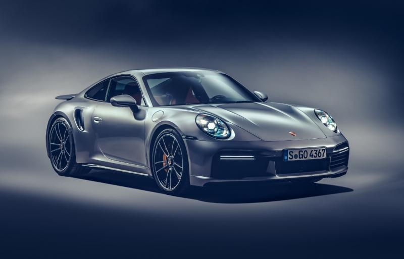 Porsche 911 Turbo S direncanakan hadir pada kuartal akhir 2020.