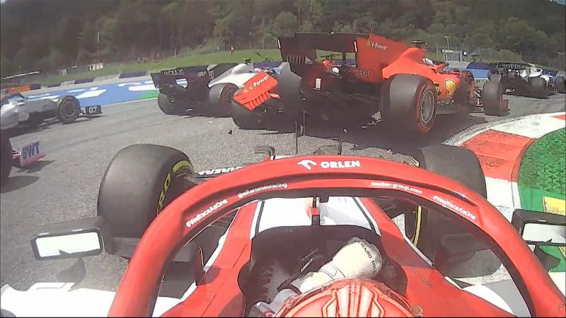Insiden kecelakaan Charles Leclerc dan Sebastian Vettel di tikungan 3 yang membuat duo Ferrari DNF di Red Bull Ring Austria.