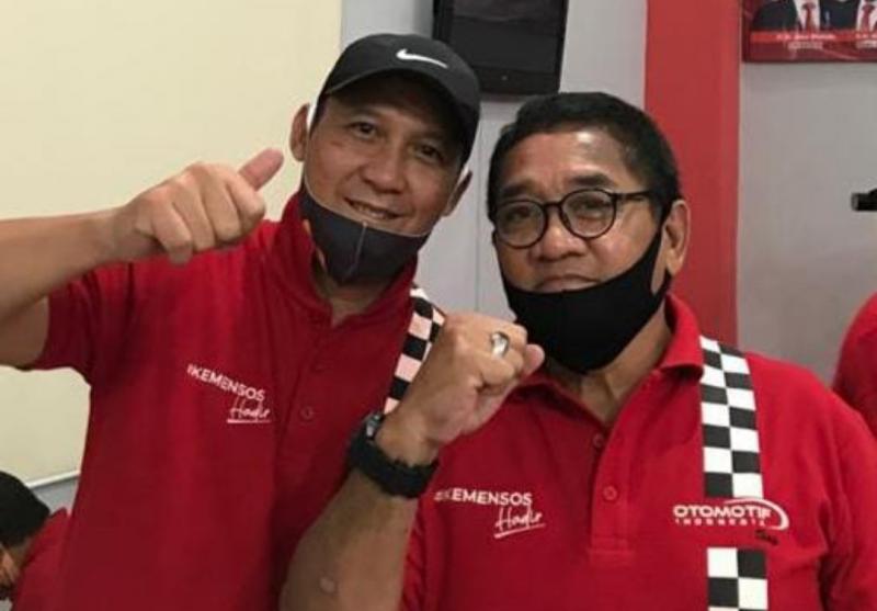 Donny SQ (kanan) bersama Oke Junjunan di acara bansos Kemensos Jakarta, Sabtu (11/7/2020) lalu. 