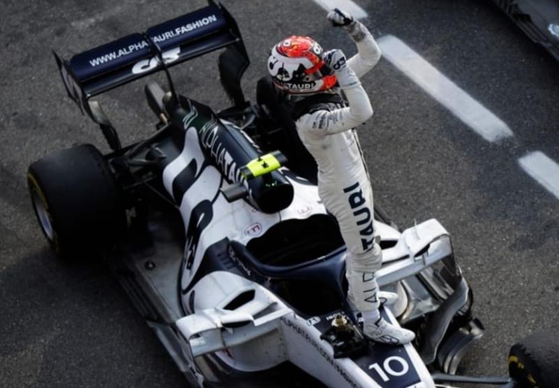 Pierre Gasly dari tim Scuderia Alphatauri Honda raih P1 di F1 Monza Italia