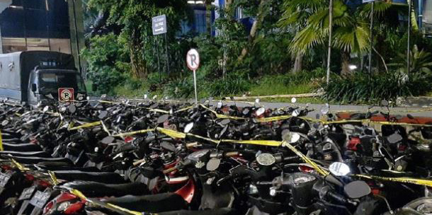 Puluhan motor diamankan Polda Metro Jaya pasca demo di Istana Negara