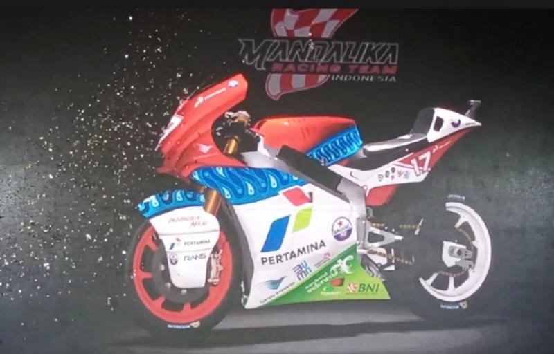Livery motor Mandalika Racing Team Indonesia yang diperkenalkan kepada publik tadi malam. (foto : bs)