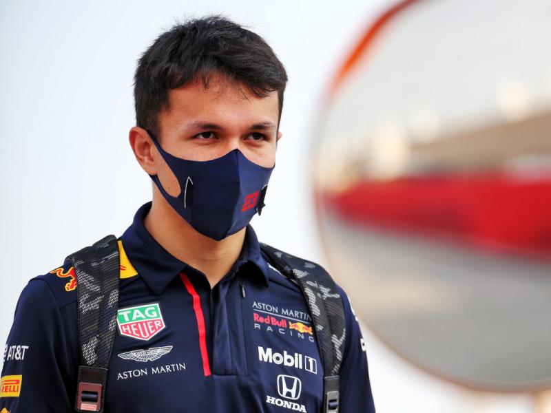 Alex Albon (Thailand/Red Bull), masih dalam ujian berat menuju musim 2021. (Foto: planetf1)
