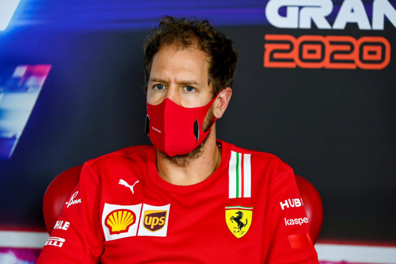 Sebastian Vettel gagal seat fitting di Aston Martin F1 Team karena covid lagi tinggi di Inggris