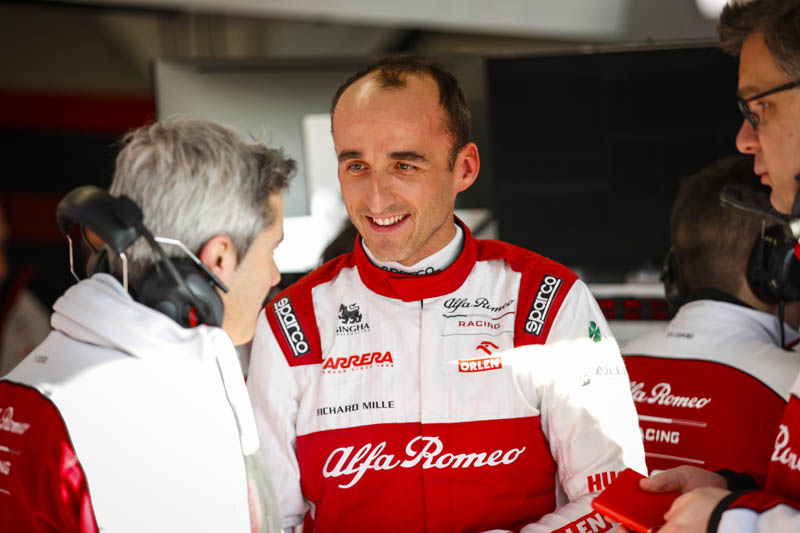 Robert Kubica (Polandia) pembalap cadangan yang bawa banyak uang ke tim Alfa Romeo. (Foto:  pitpass)