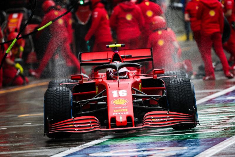 Ferrari  besutan Charles Leclerc, wajib fnish 3 Besar klasemen konstruktor 2021. (Foto: scuderiafans)