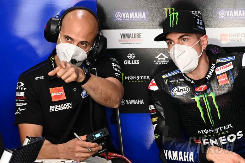 Esteban Garcia dan Maverick Vinales (Yamaha). (Foto: crash)
