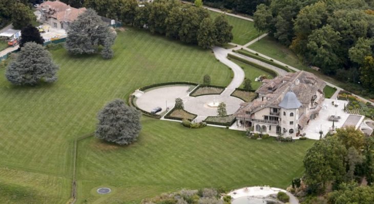 Kompleks perumahan Michael Schumacher di Swiss yang kabarnya segera dijual. (Foto: grandpxnews)