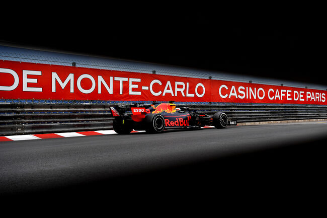 Max Verstappen (Belanda/Red Bull Honda), incar podium perdana di Monaco. (Foto: redbullcontentpool)